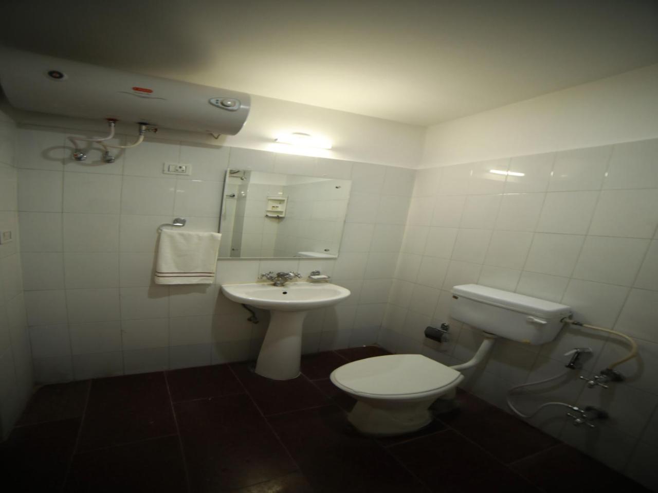 Oyo 15561 Corporate Villa 贾姆穆 外观 照片