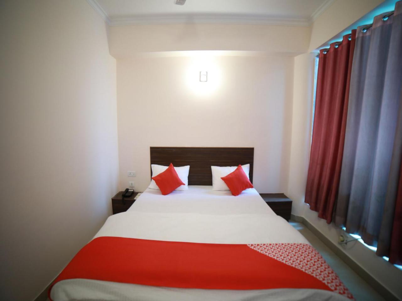 Oyo 15561 Corporate Villa 贾姆穆 外观 照片