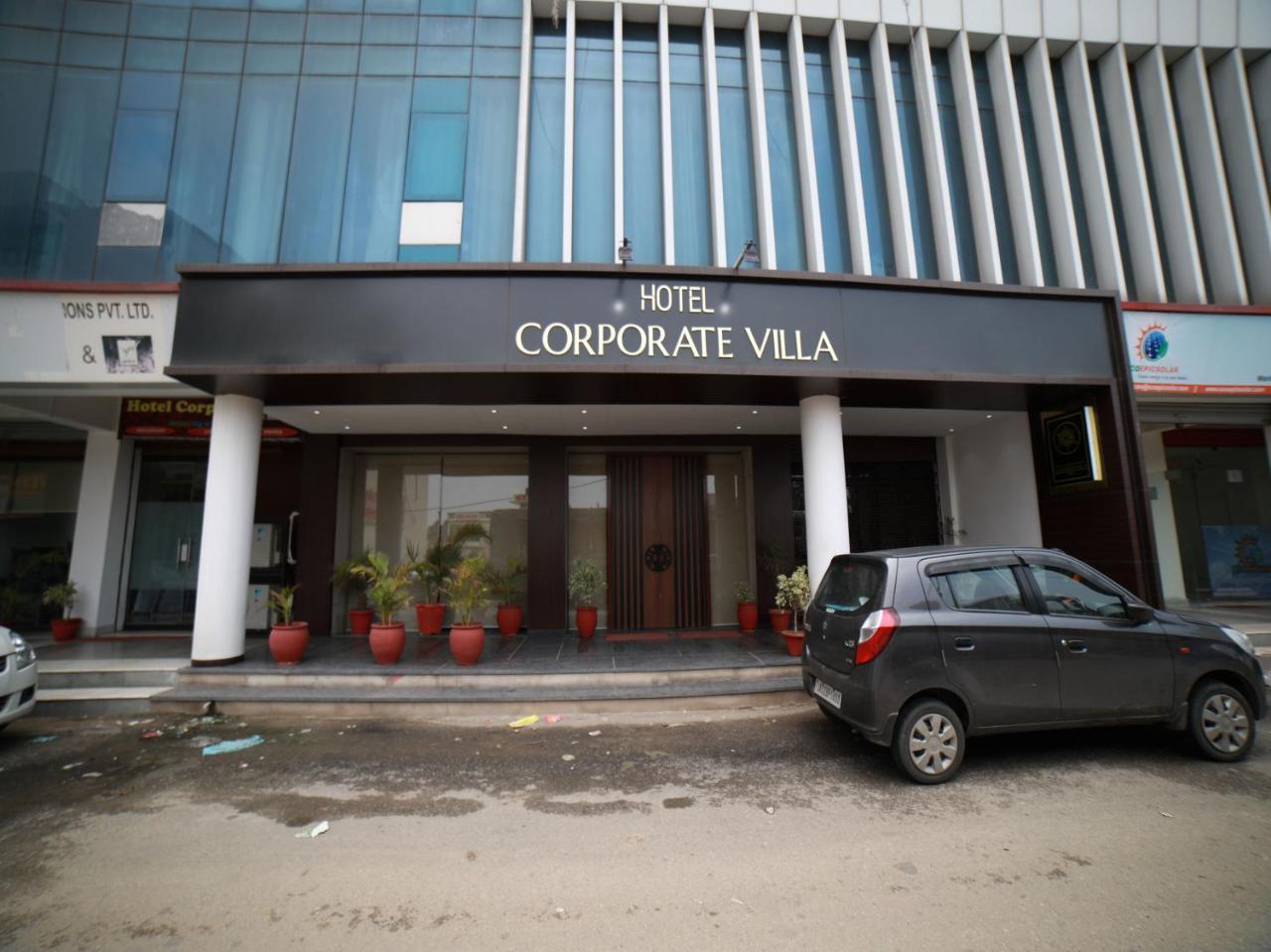 Oyo 15561 Corporate Villa 贾姆穆 外观 照片