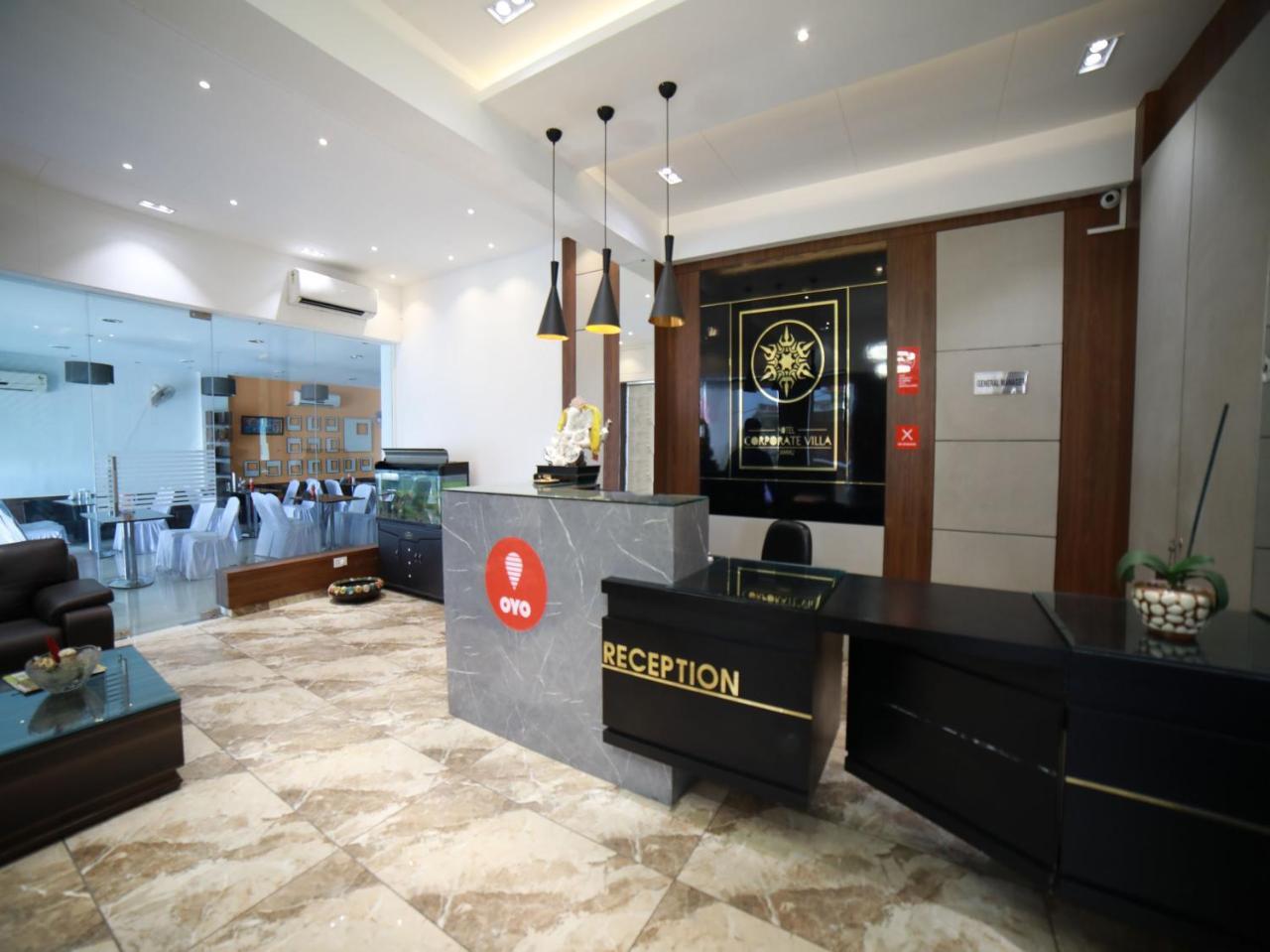 Oyo 15561 Corporate Villa 贾姆穆 外观 照片